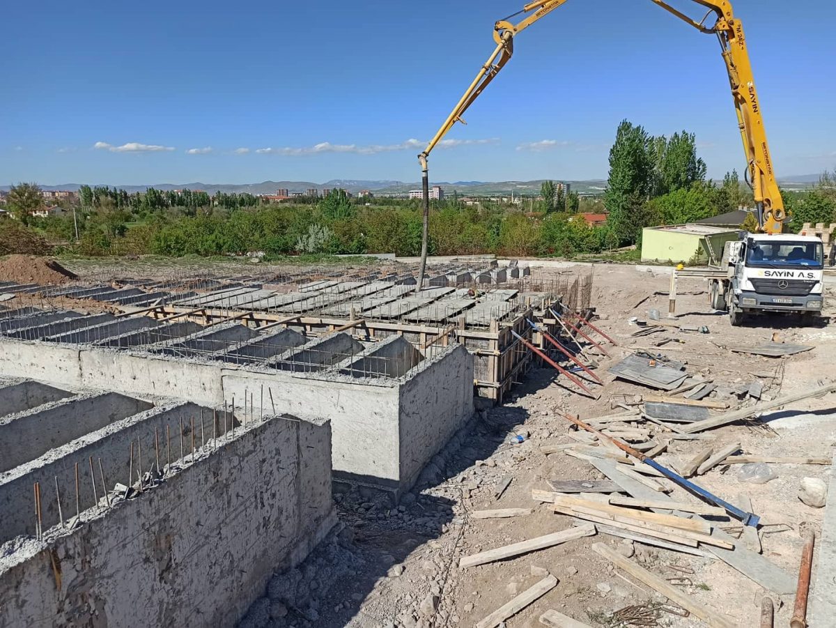 Çat İnşaat Betoncusu